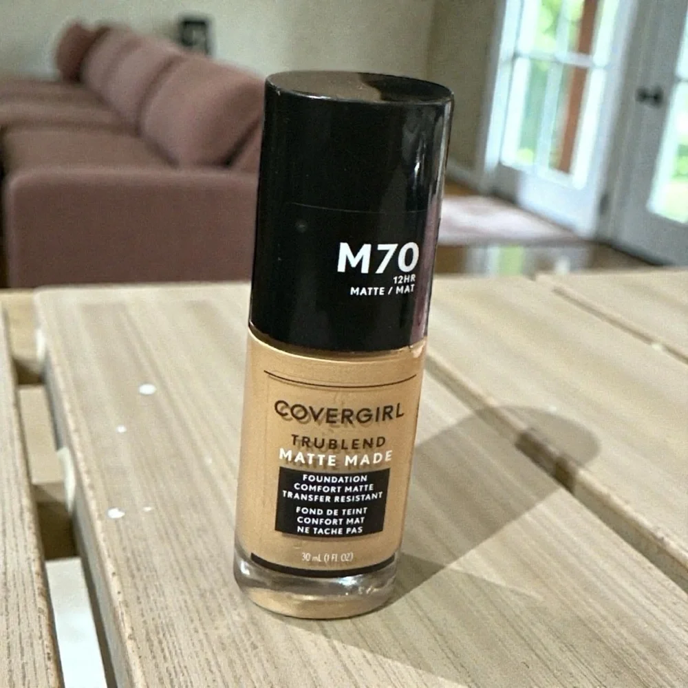 Covergirl TruBlend Matte Made Foundation - M70 Sand Beige